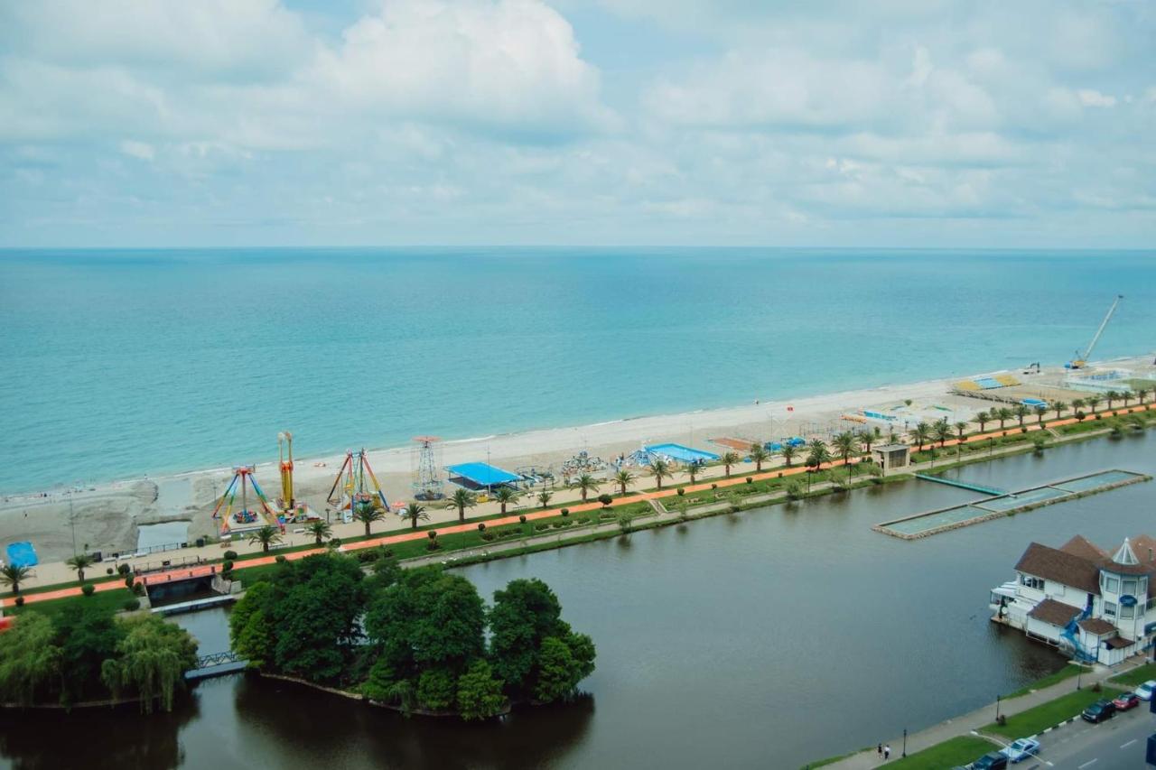 Nuage - 1St Line Sea View Apartments Batum Dış mekan fotoğraf